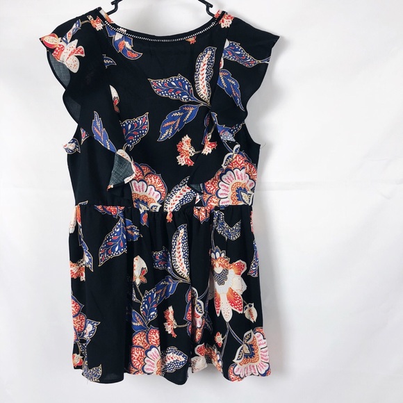 NWT LC Lauren Conrad Floral Flutter Sleeve Blouse - Picture 2 of 4